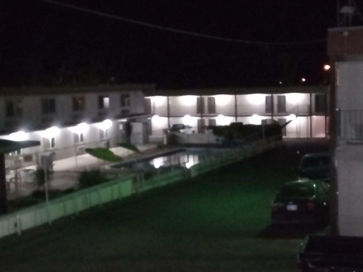 Road Runner Lodge 科特斯 外观 照片